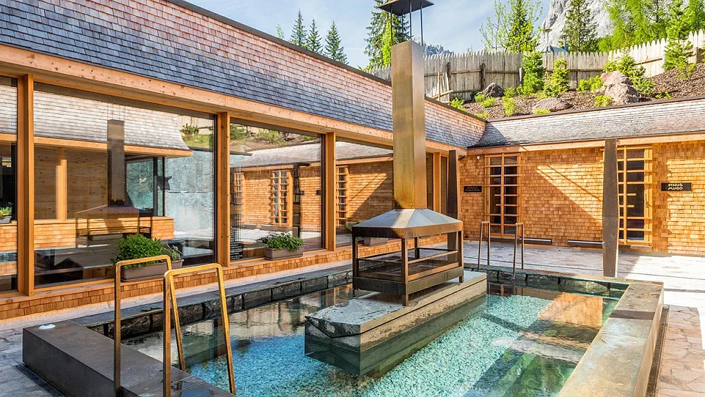 Pool outdoor of Caravan Park Sexten